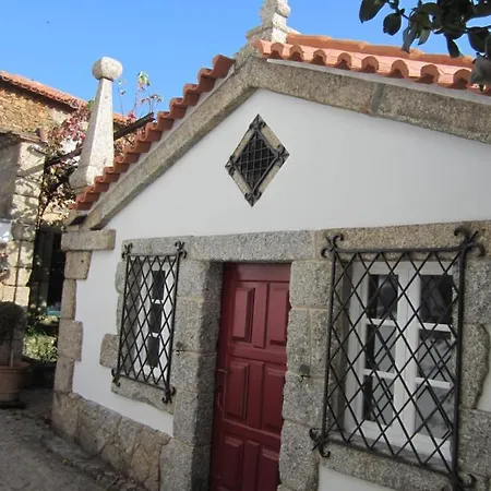 Quinta Das Aranhas * Каштелу-ди-Пайва